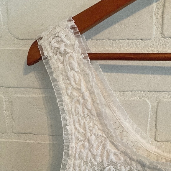 Joseph Ribkoff Y2K Bustier Sheer Tank top Lace Mesh Stretch Romantic White 16 - Picture 3 of 8